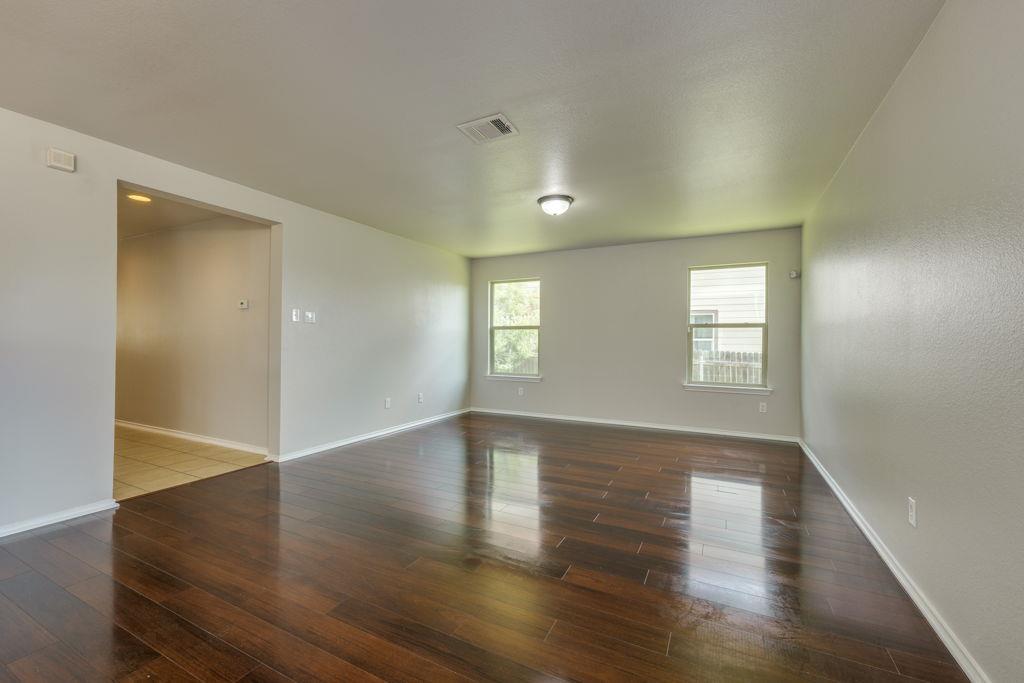 210 Cushman DR