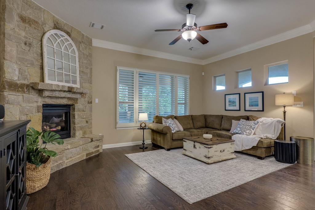 308 Duffy LN