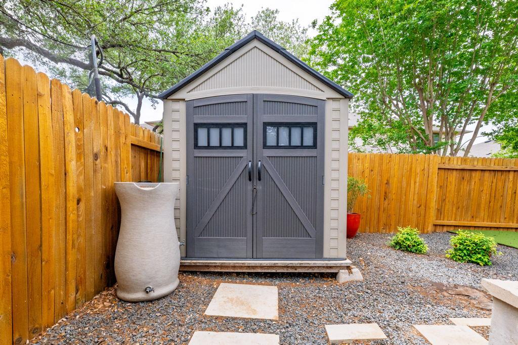 10804 Split Stone WAY