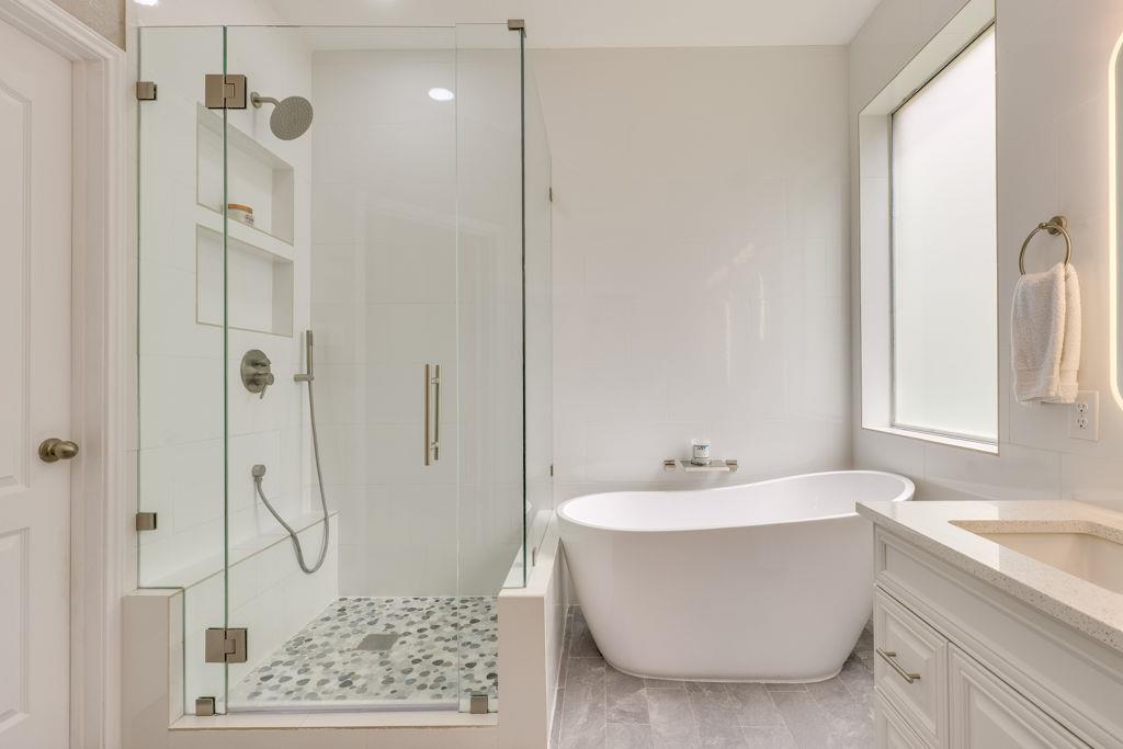 10804 Split Stone WAY