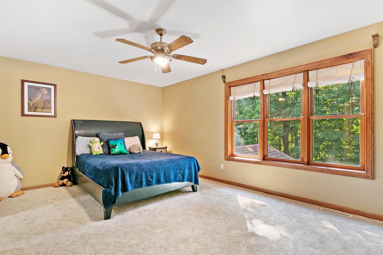 5256 Vicksburg DRIVE