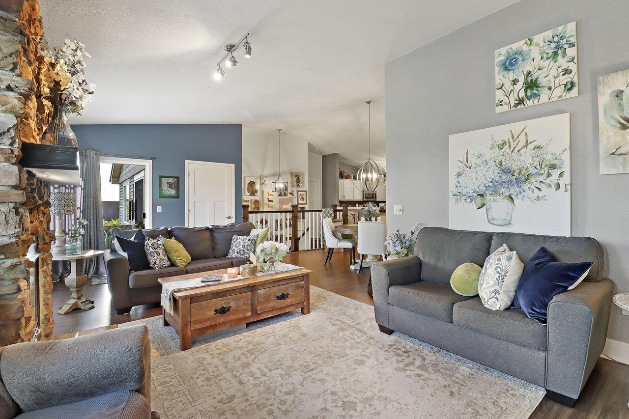 10020 74th STREET E