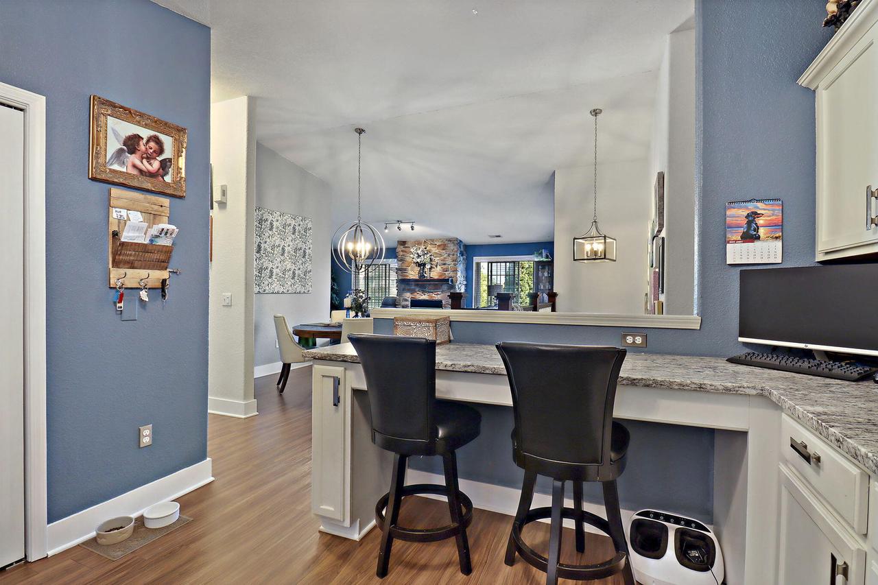 10020 74th STREET E