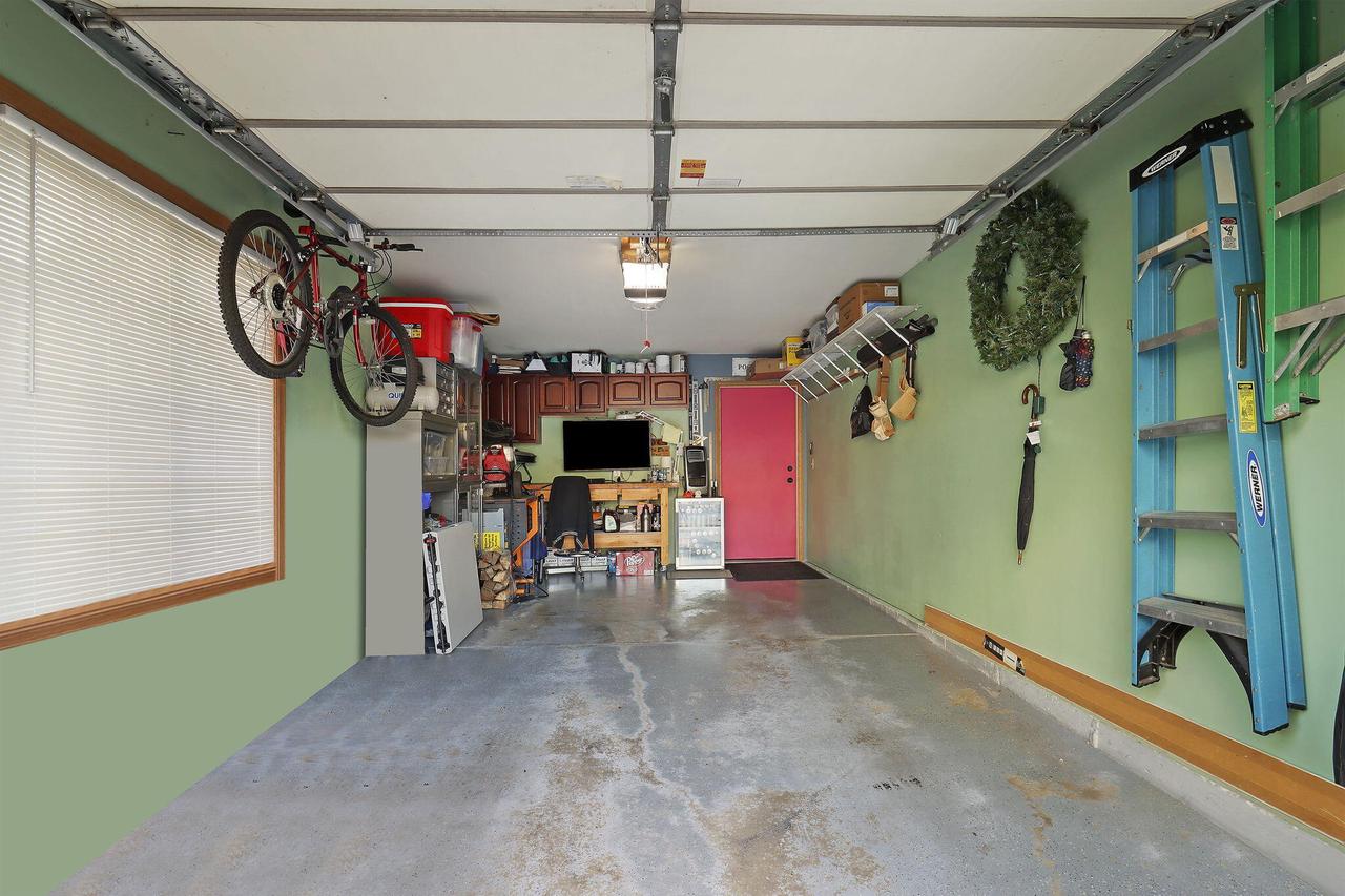 10020 74th STREET E