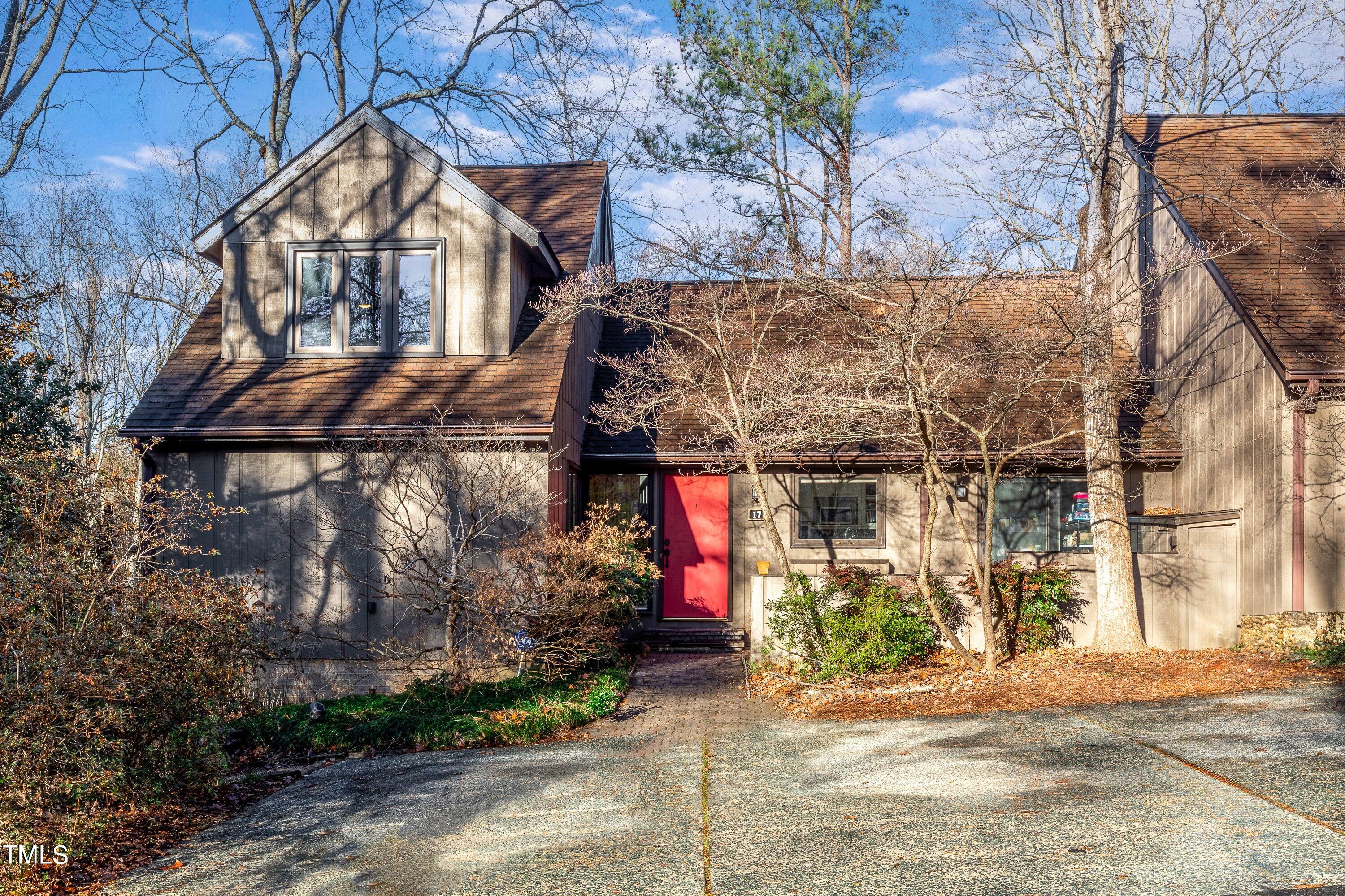 17 Stoneridge Circle