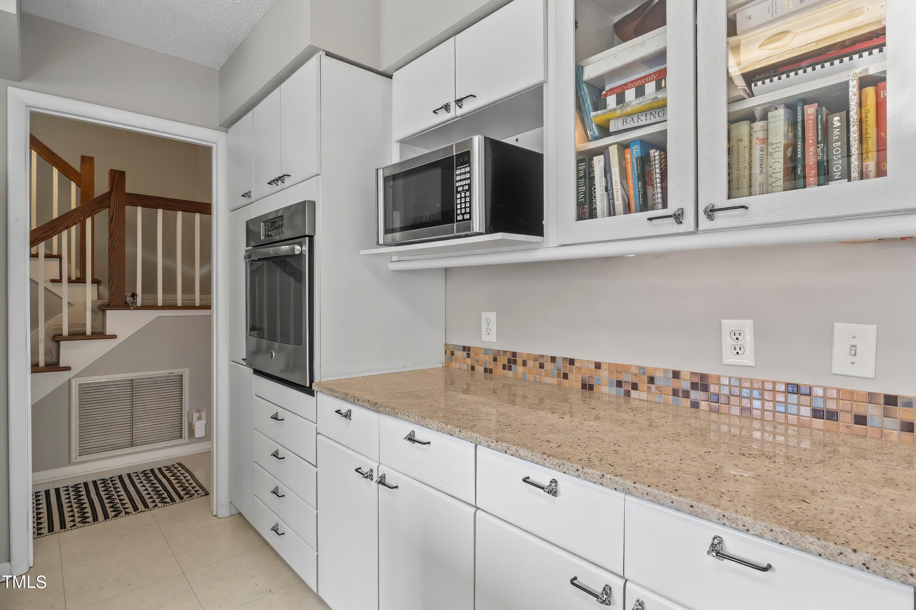 17 Stoneridge Circle