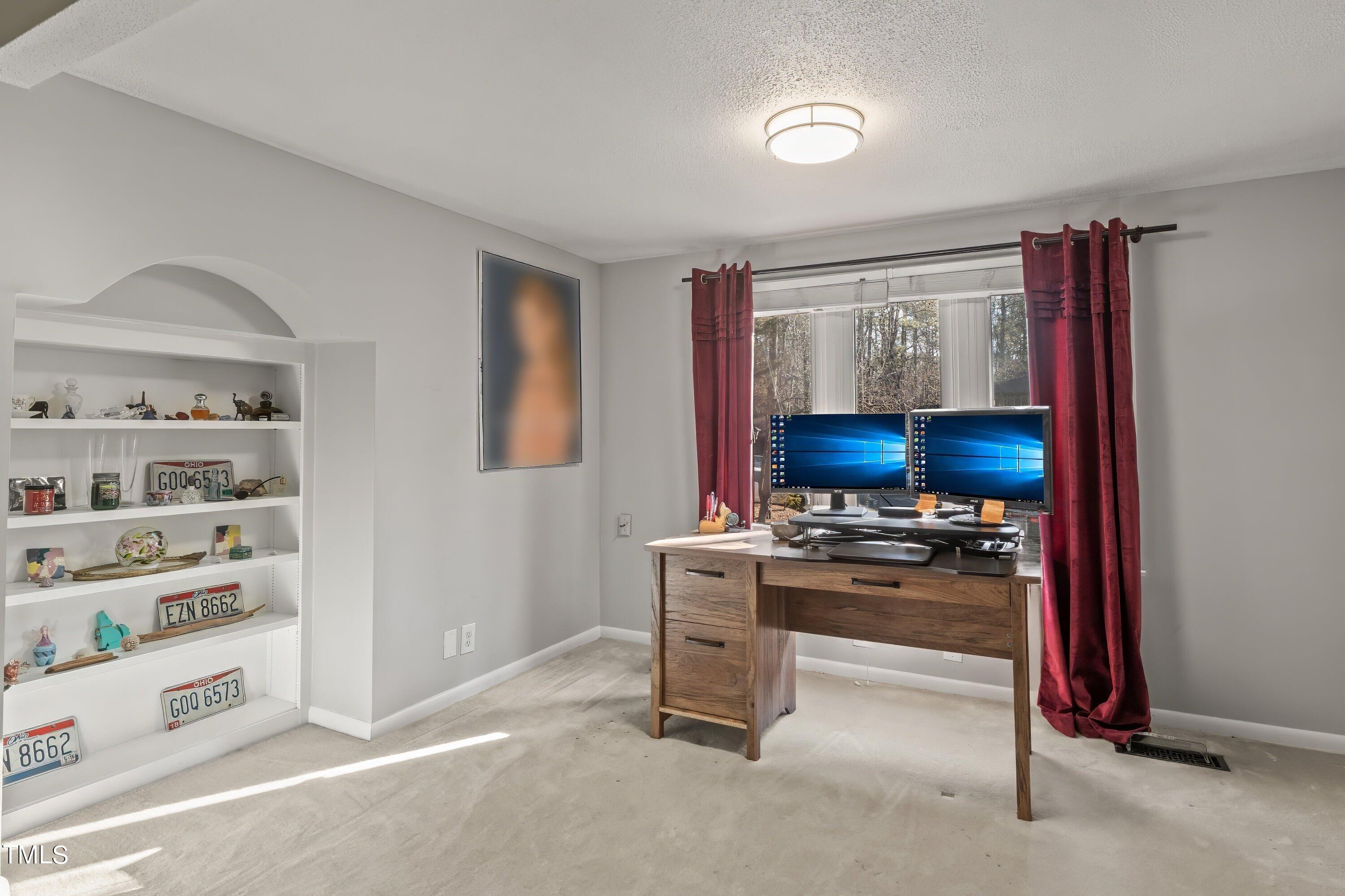 17 Stoneridge Circle