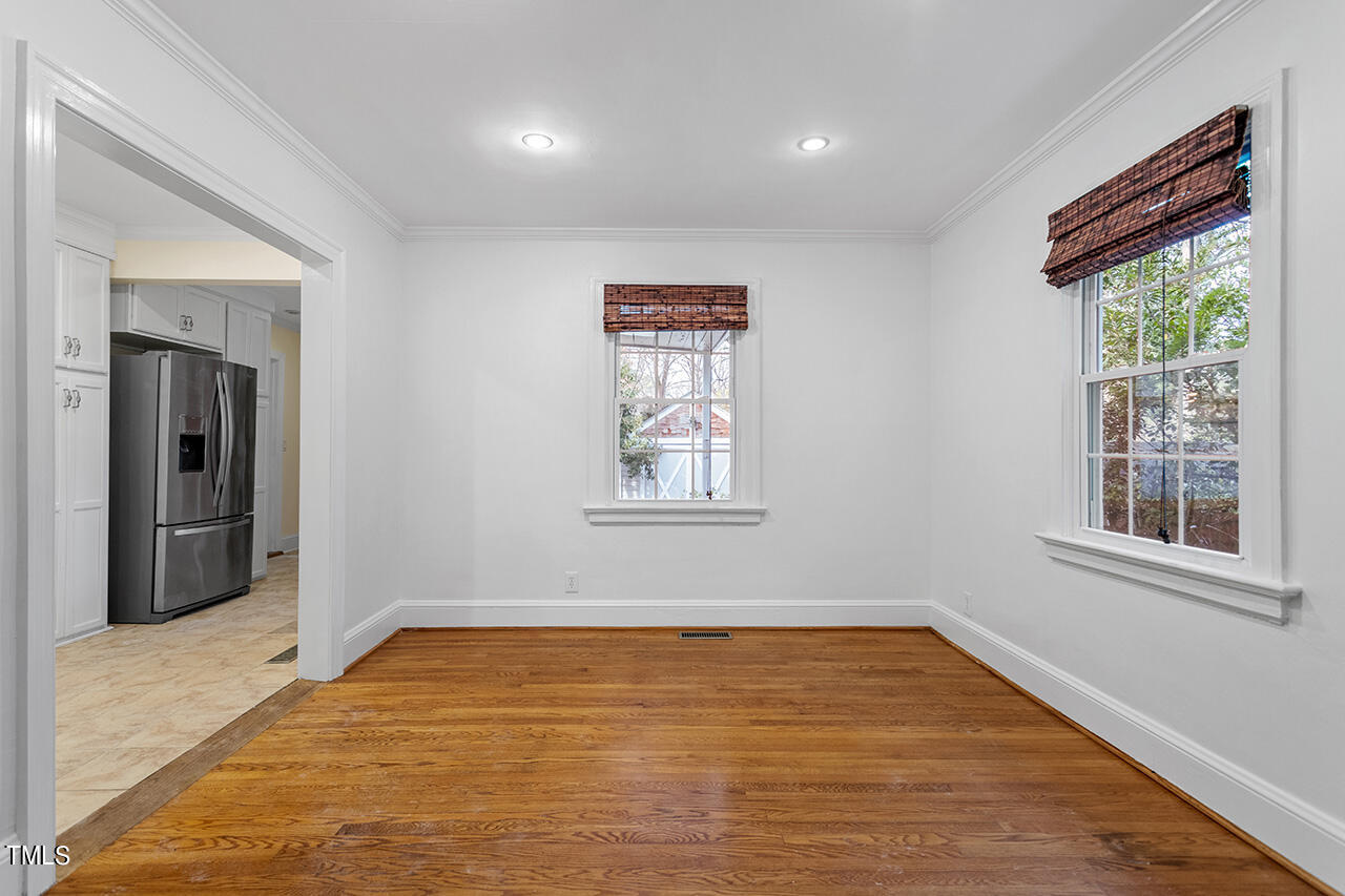 313 Furches Street