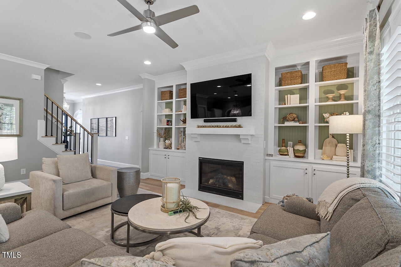 2086 Amalfi Place