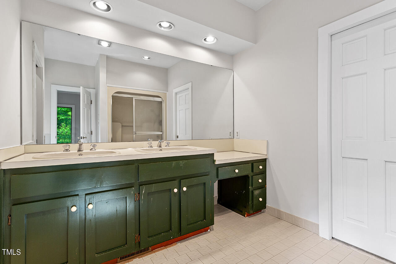 1032 Traders Trail