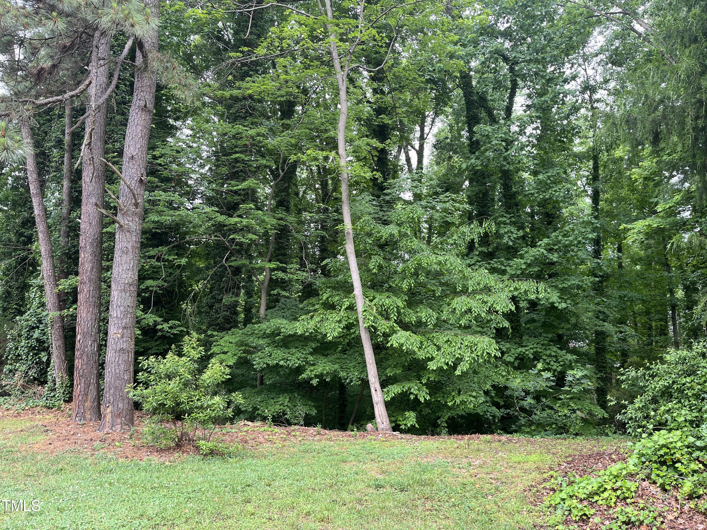 3815 Yadkin Drive
