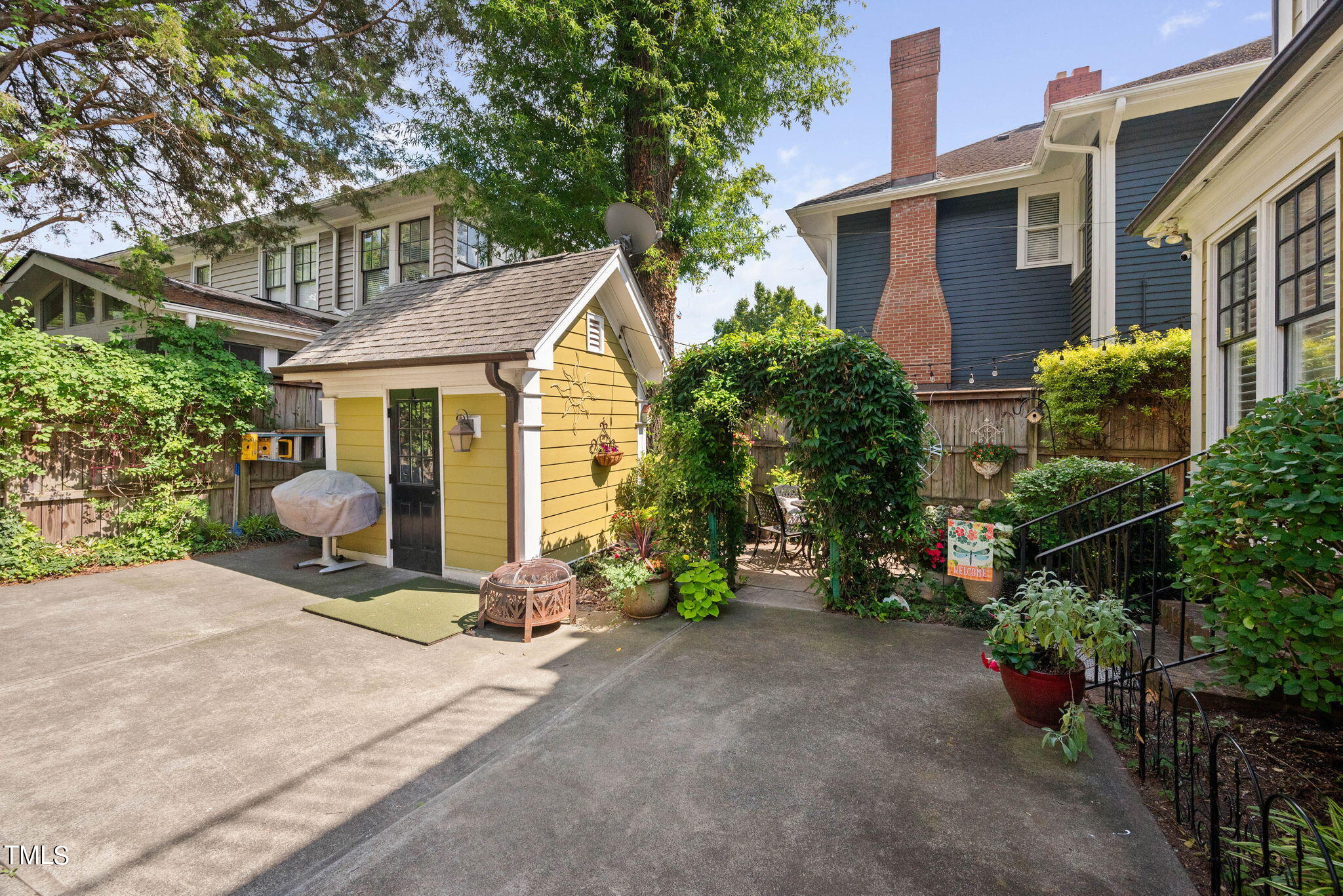 802 Glenwood Avenue
