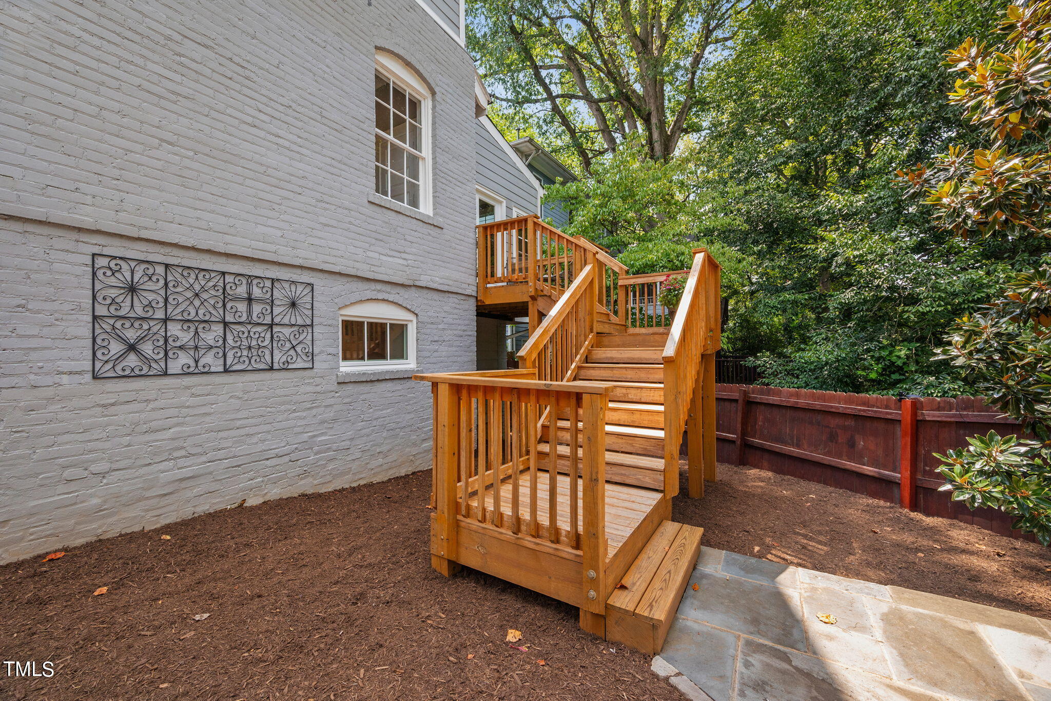 516 Cleveland Street