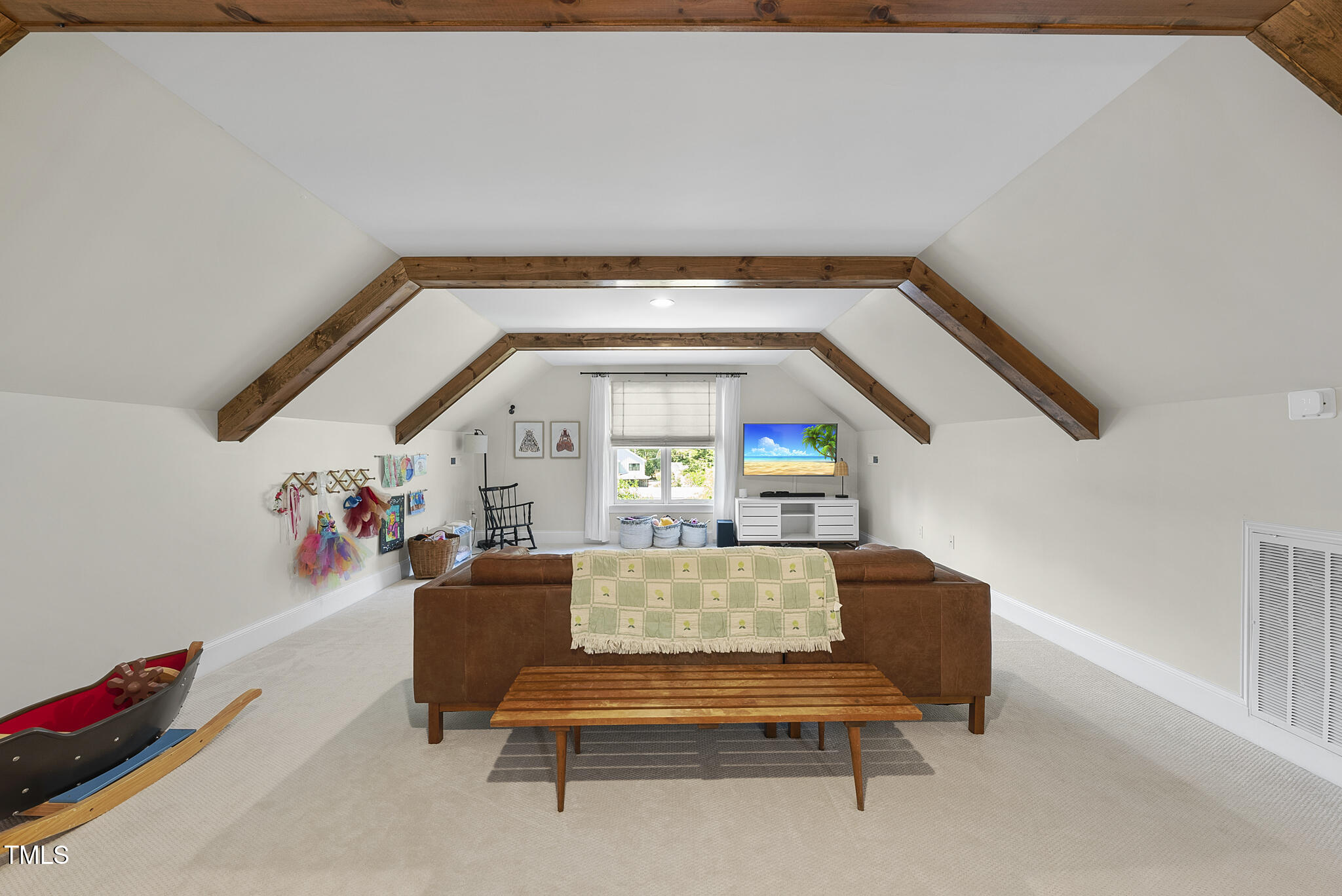 1605 Sunrise Avenue