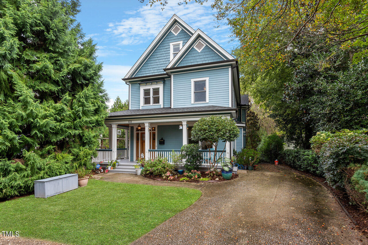 808 Elm Street