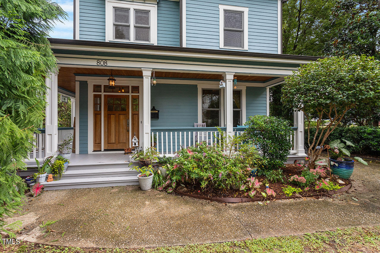 808 Elm Street