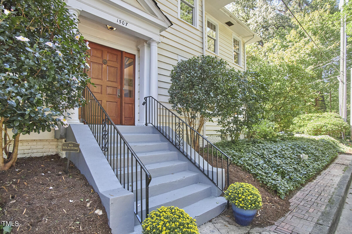 1507 Barden Drive