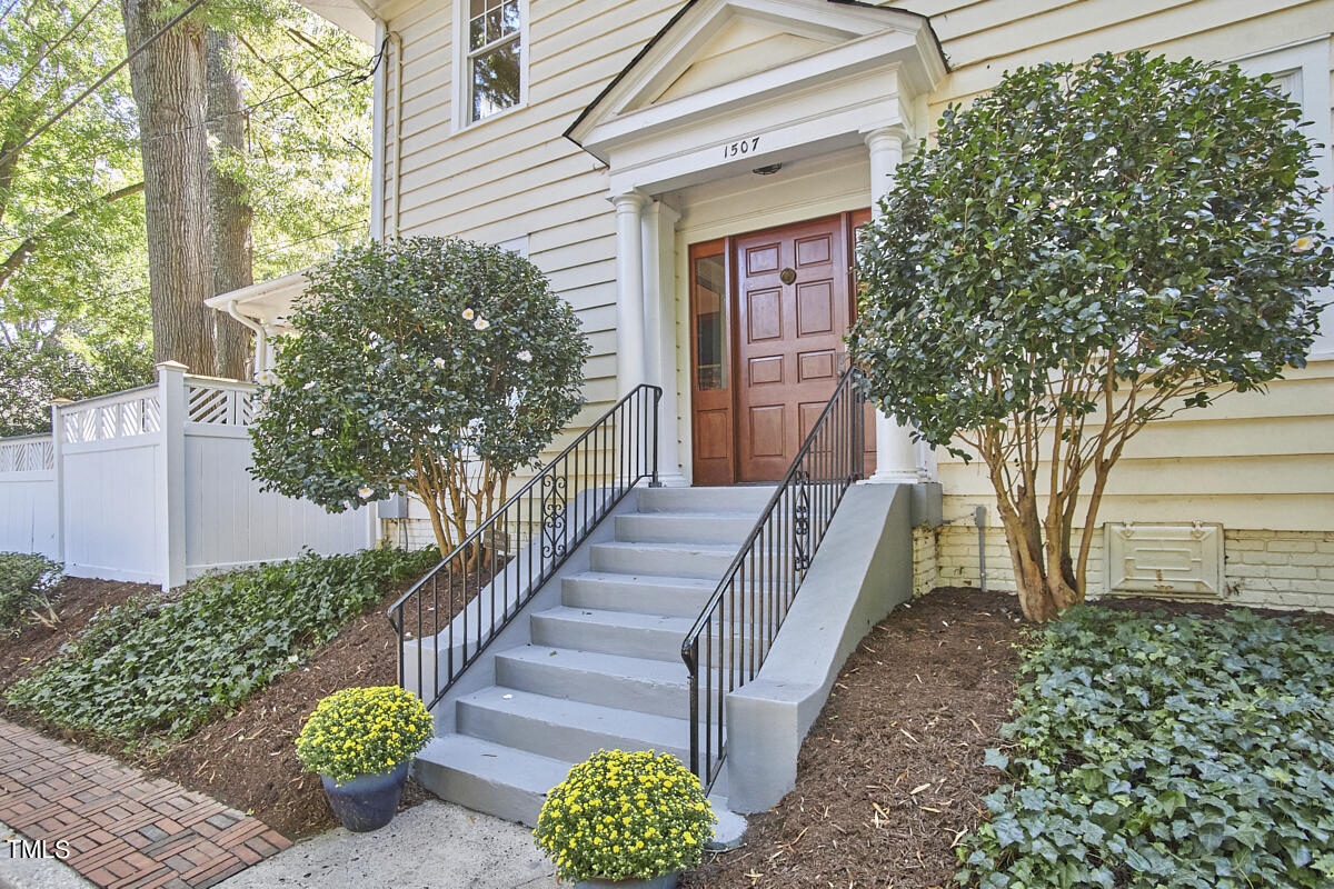 1507 Barden Drive