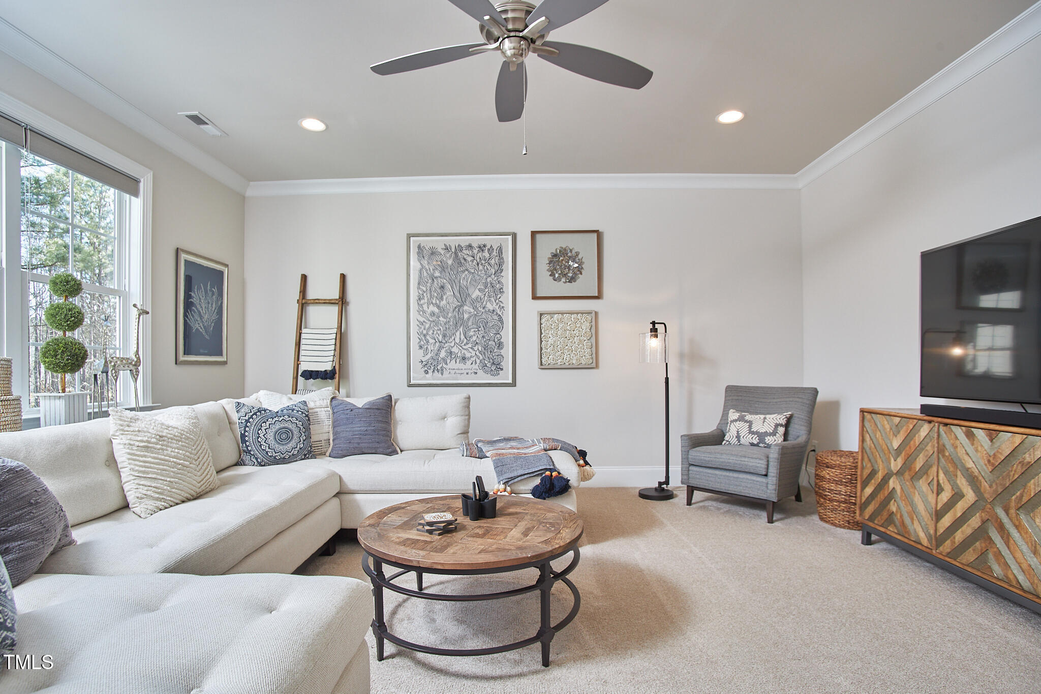 2101 Amalfi Place
