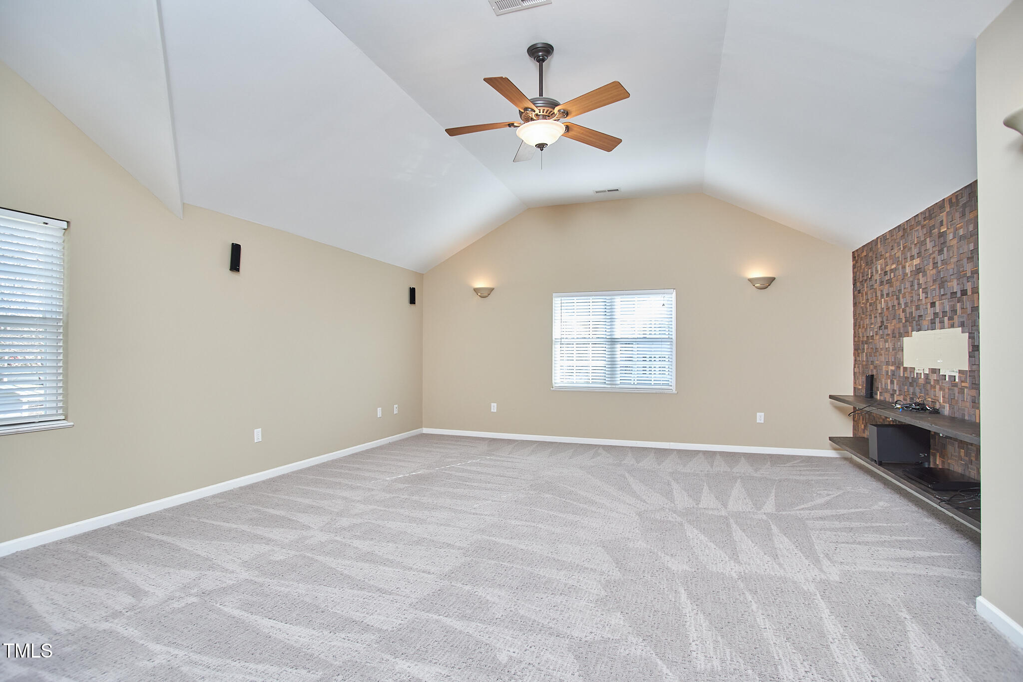 5460 Ingate Way