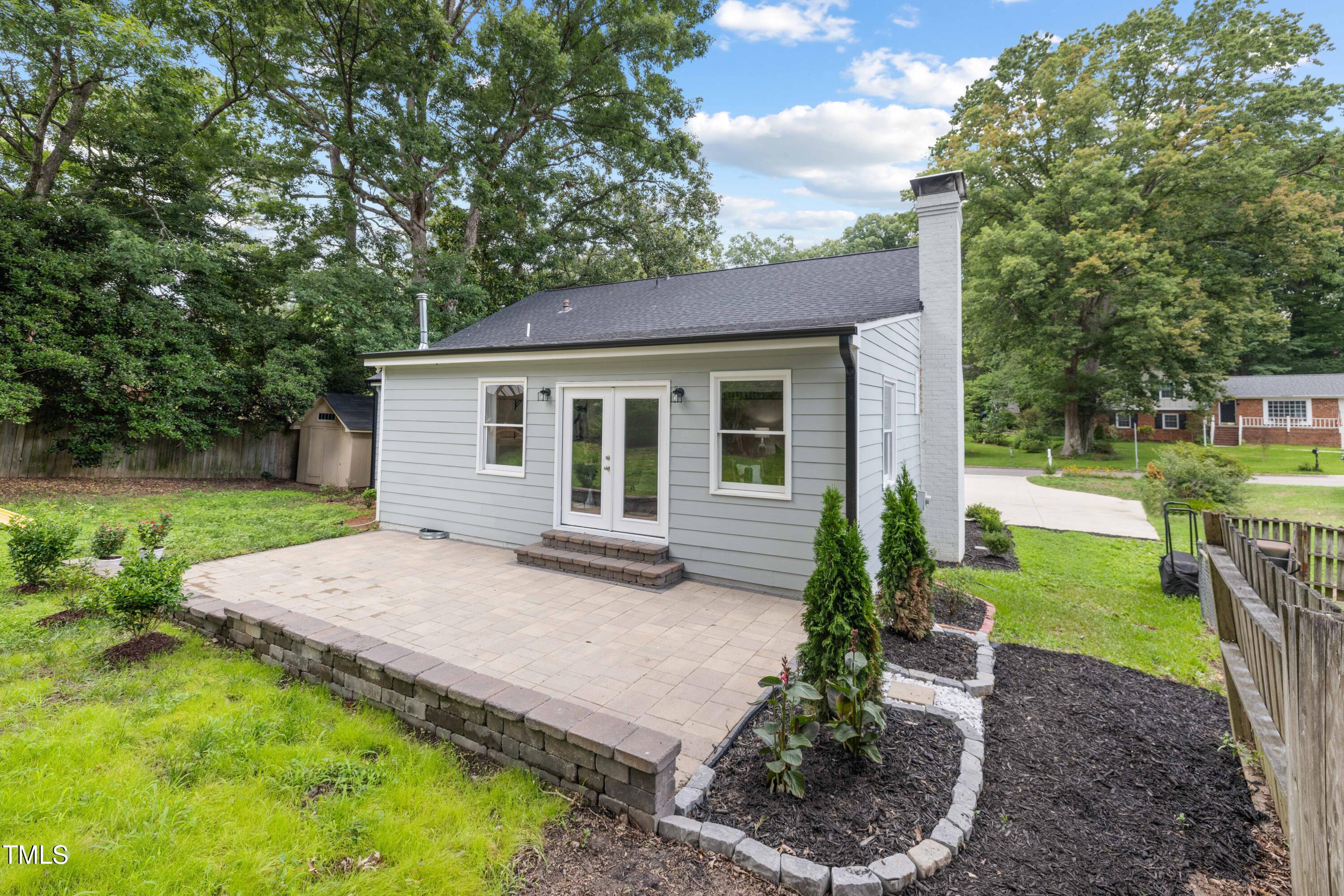 106 N Trail Drive
