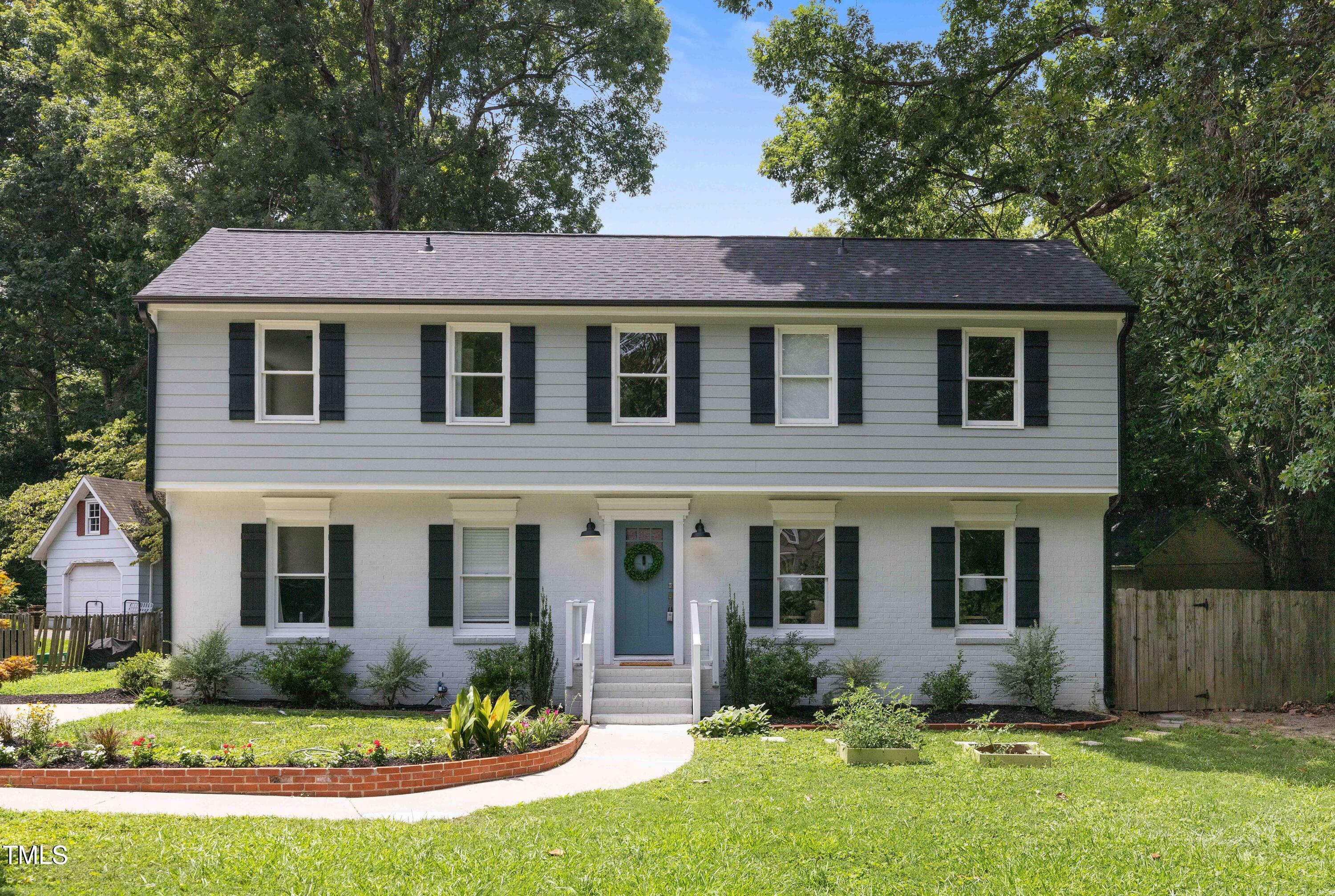 106 N Trail Drive