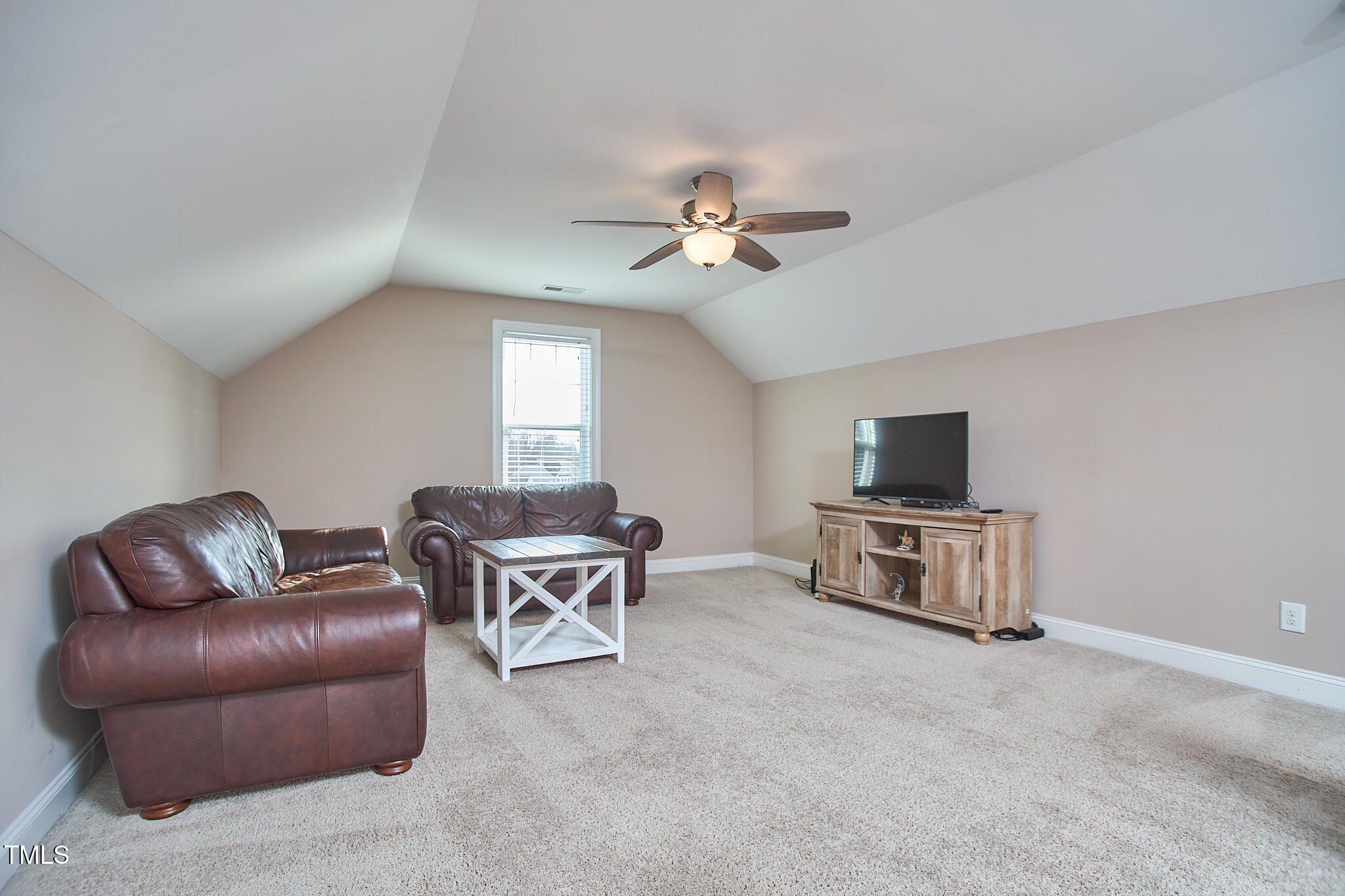2745 Cutleaf Drive