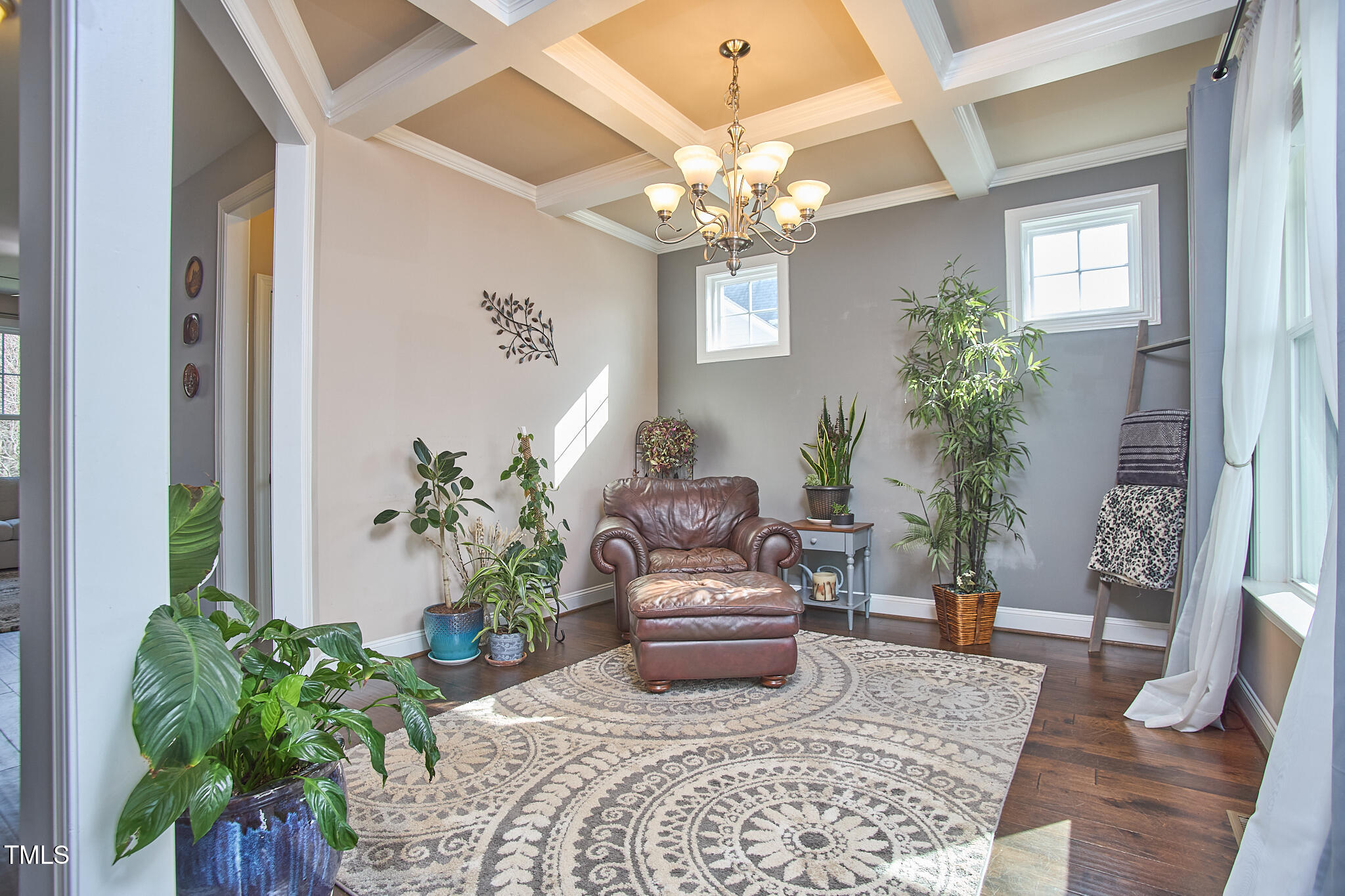 2745 Cutleaf Drive