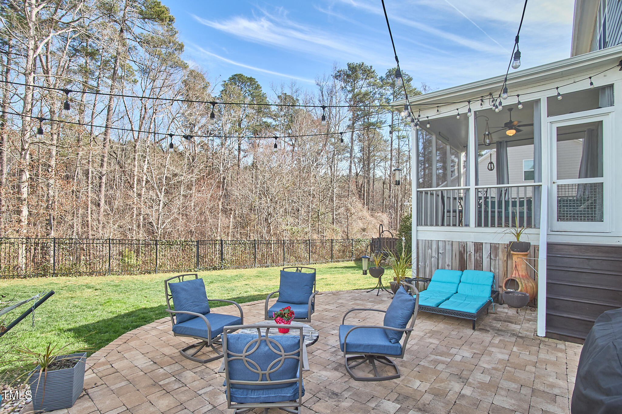 2745 Cutleaf Drive