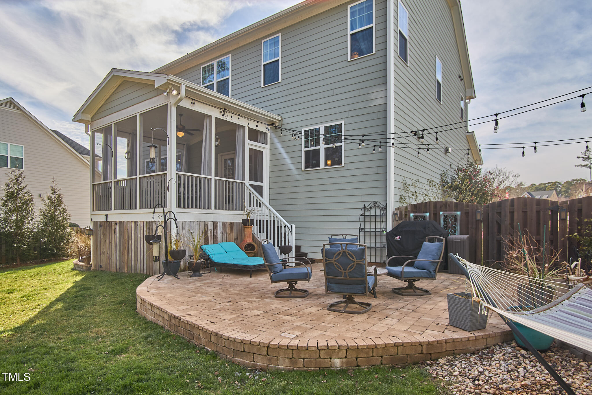 2745 Cutleaf Drive