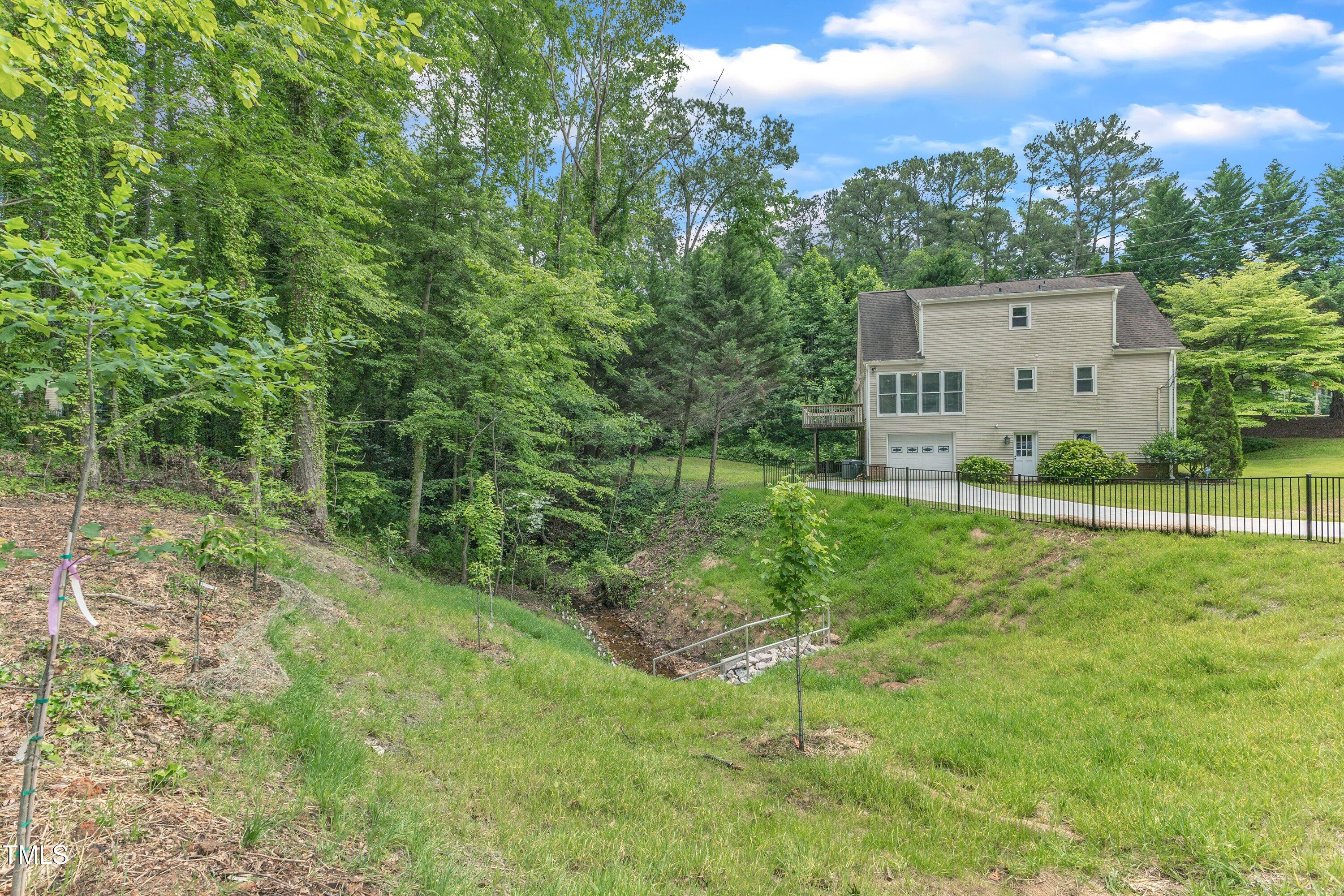 4900 North Hills Drive