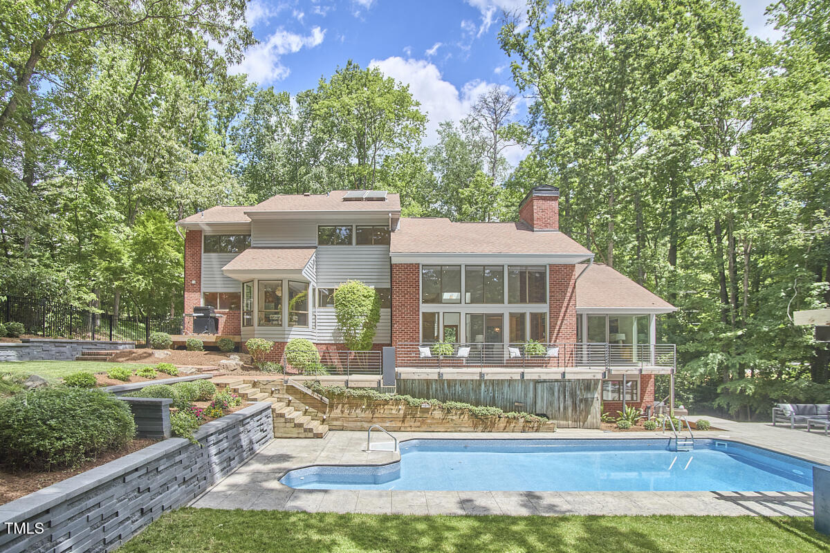 3910 Somerset Drive