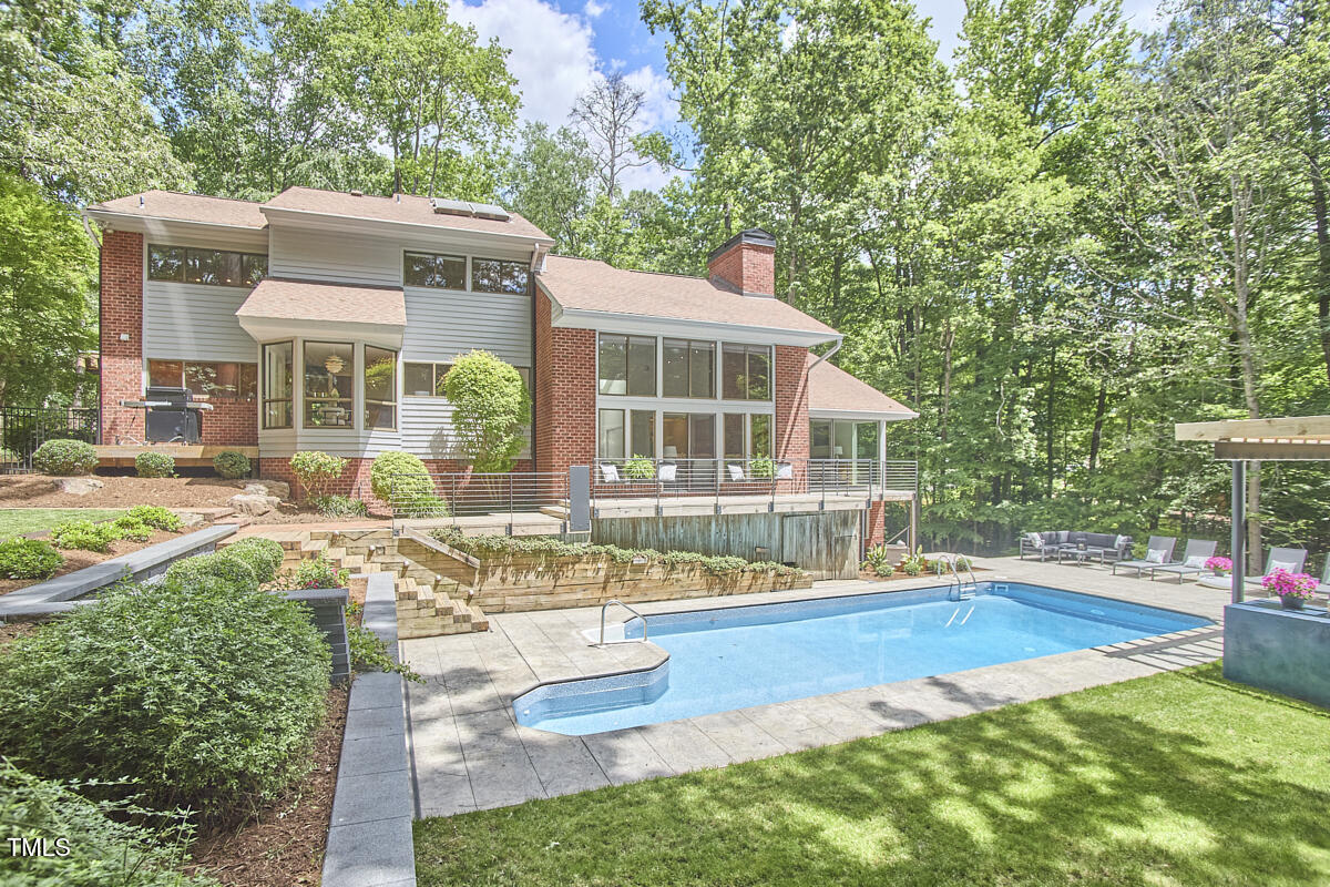 3910 Somerset Drive