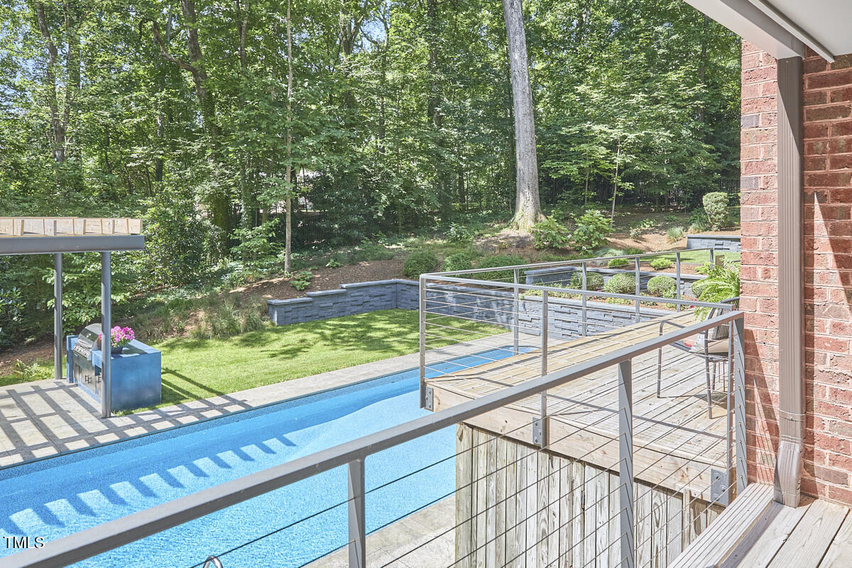 3910 Somerset Drive