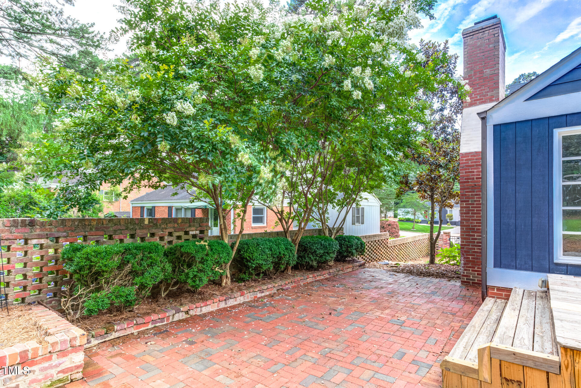 1216 Duplin Road