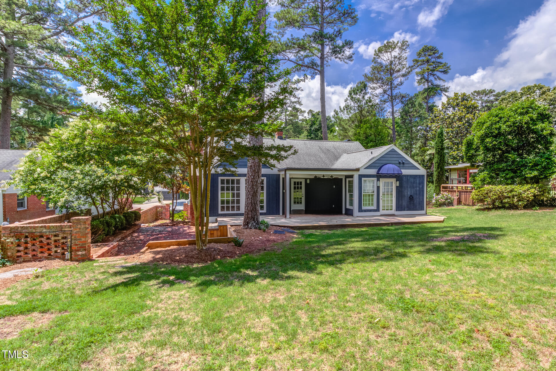 1216 Duplin Road