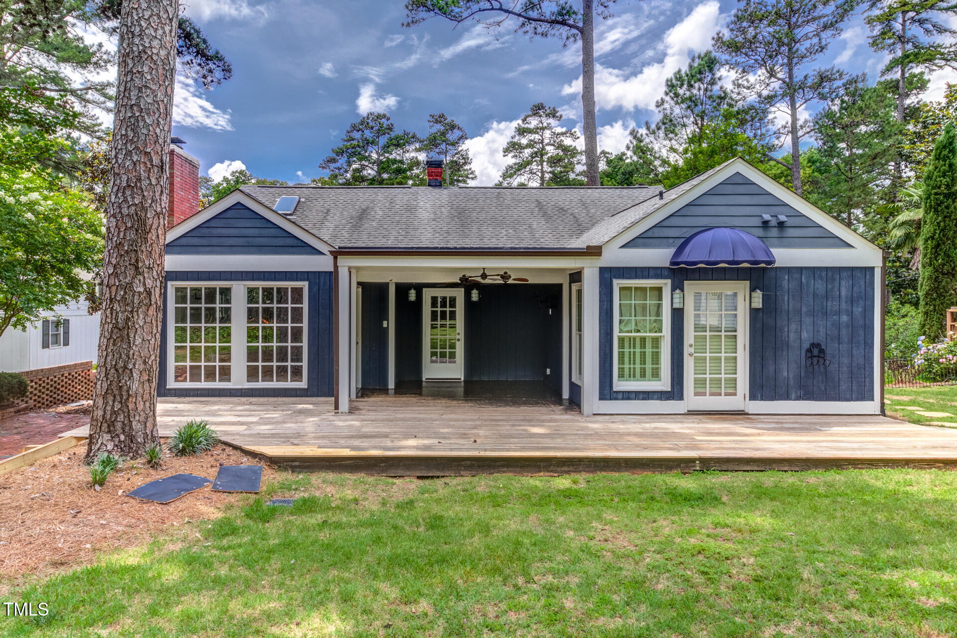 1216 Duplin Road