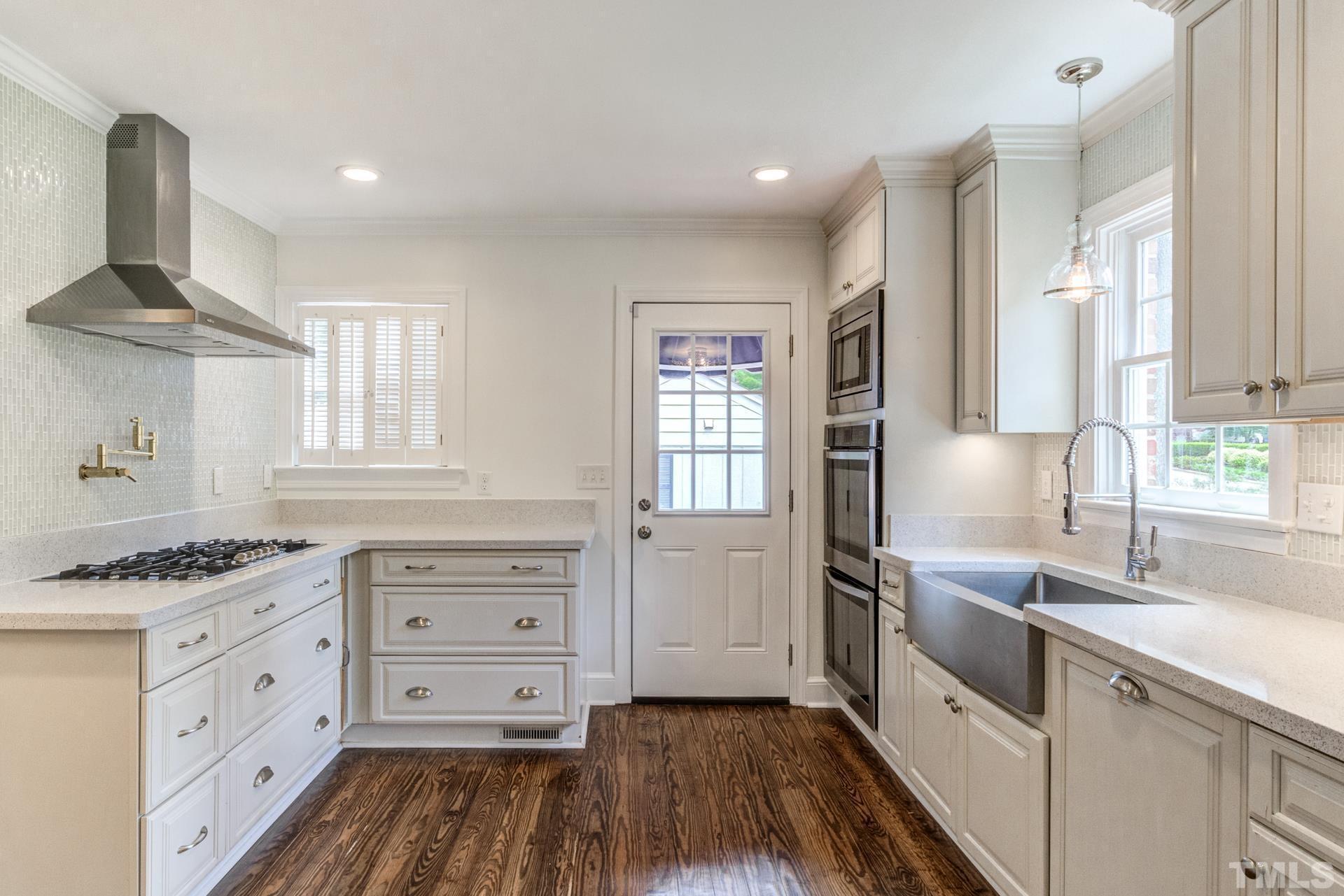 1216 Duplin Road
