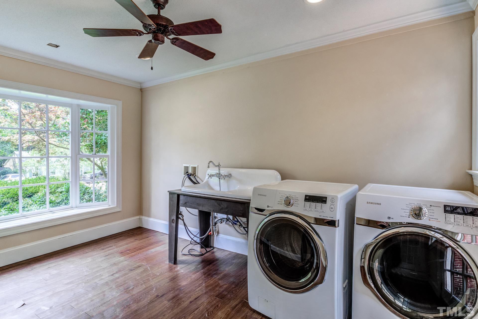 1216 Duplin Road