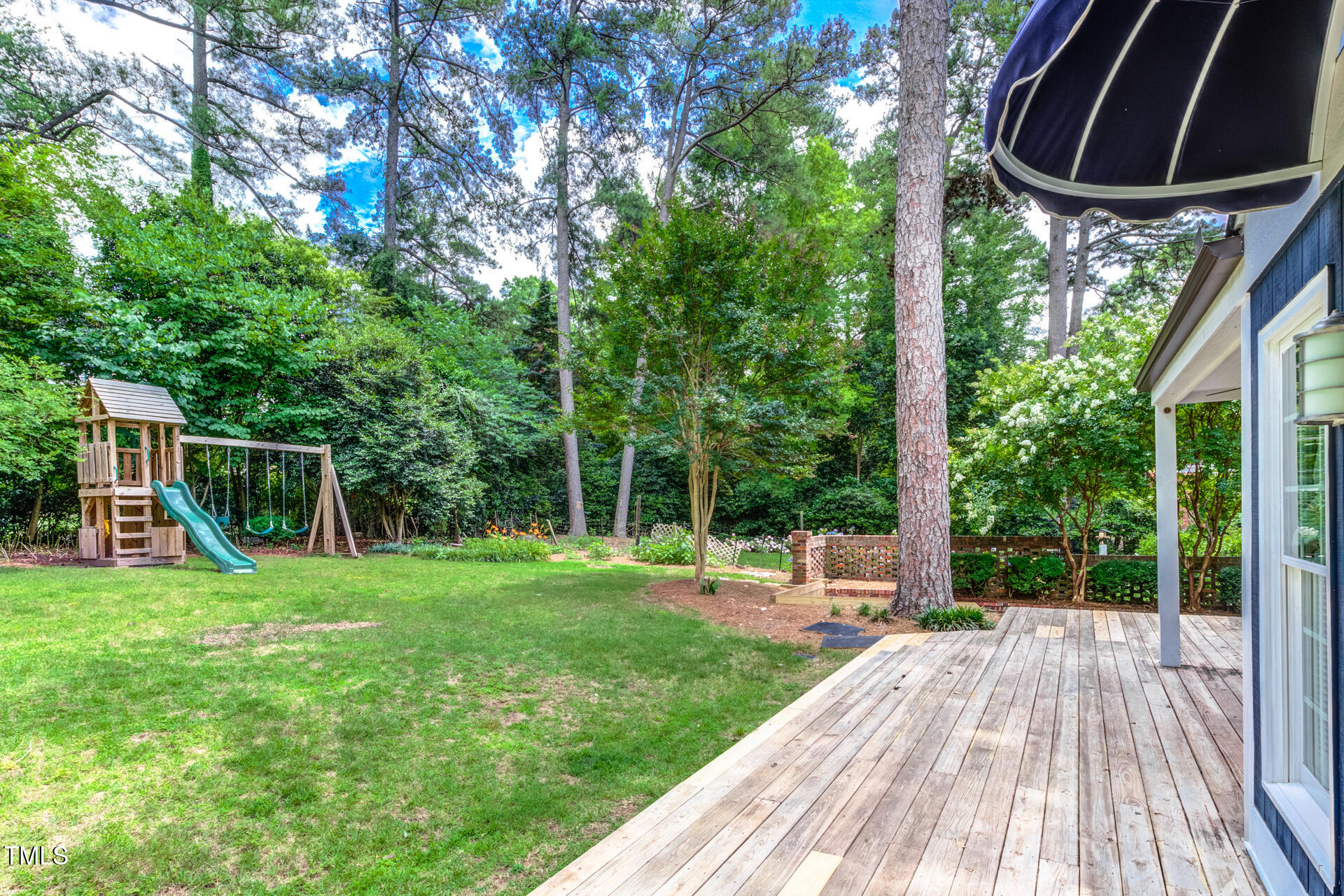 1216 Duplin Road