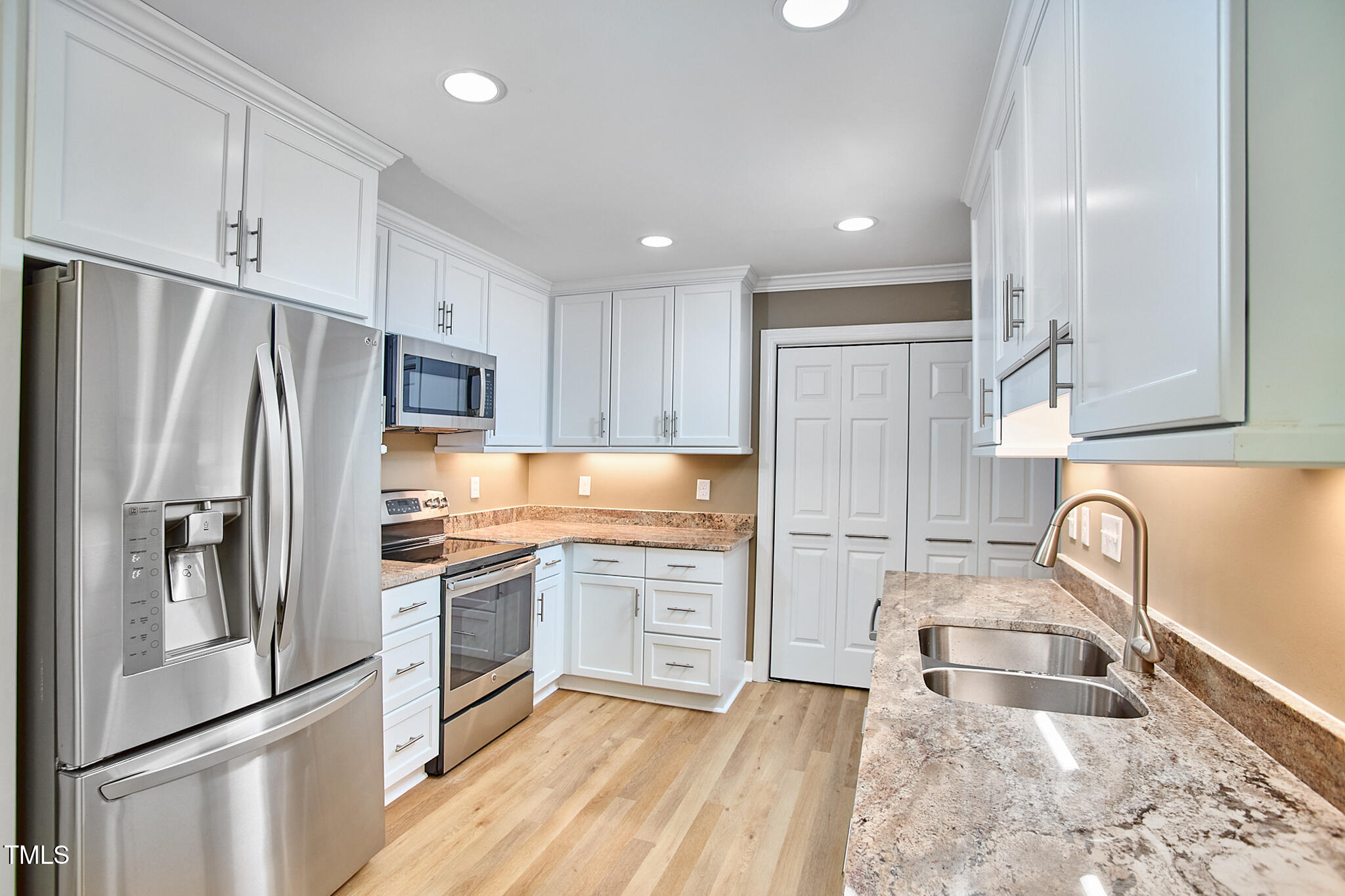 119 Heatherwood Drive
