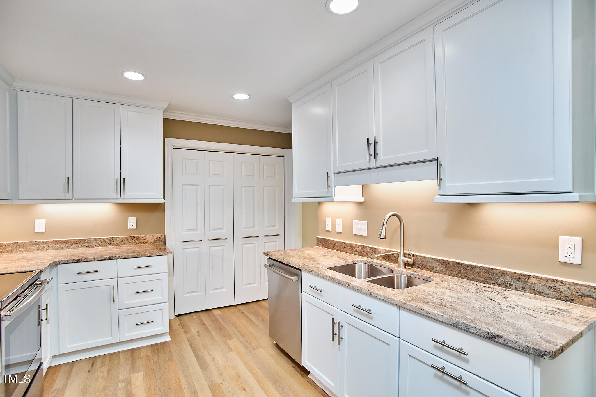 119 Heatherwood Drive