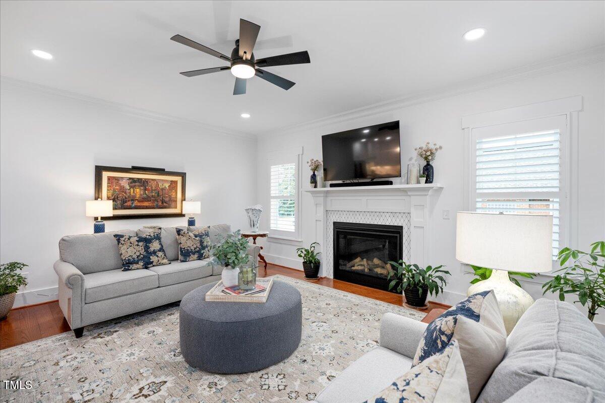 404 Eagle Court