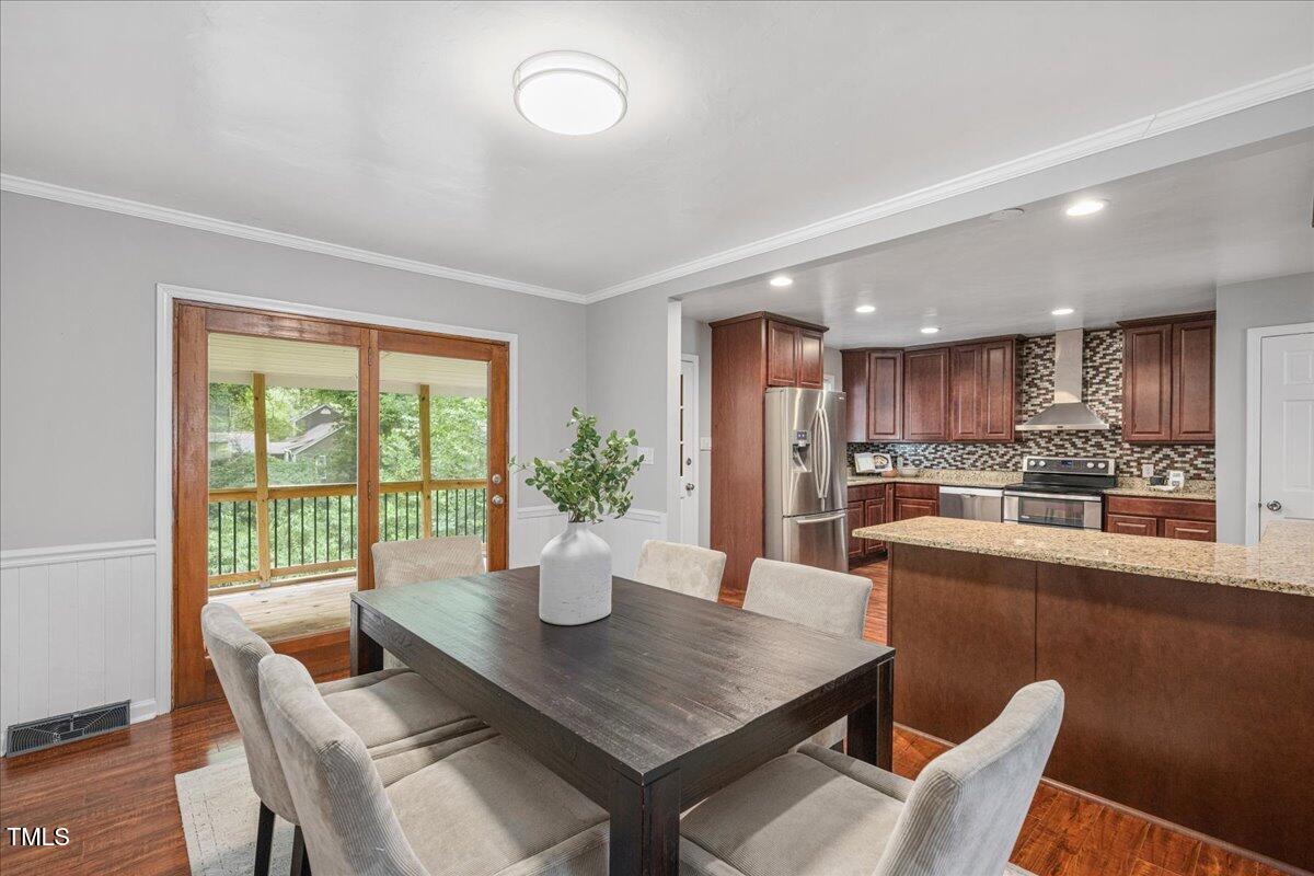 5812 Old Forge Circle