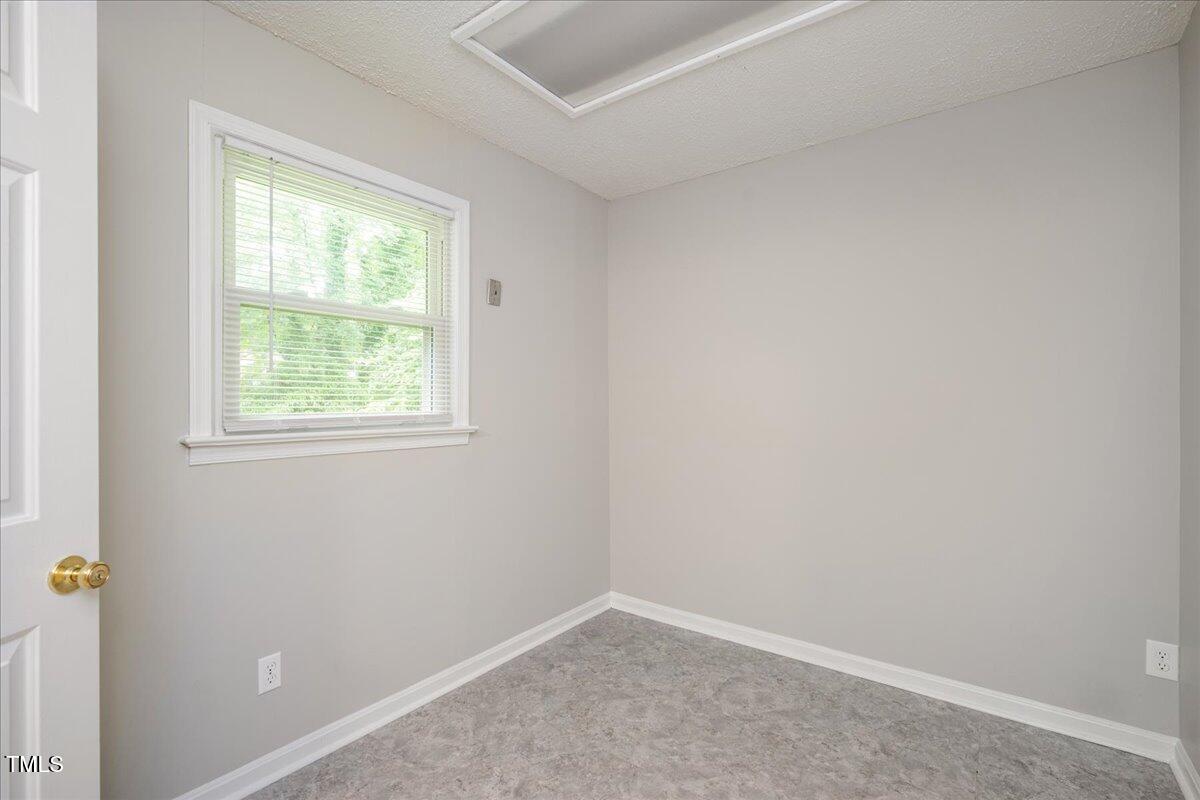 5812 Old Forge Circle
