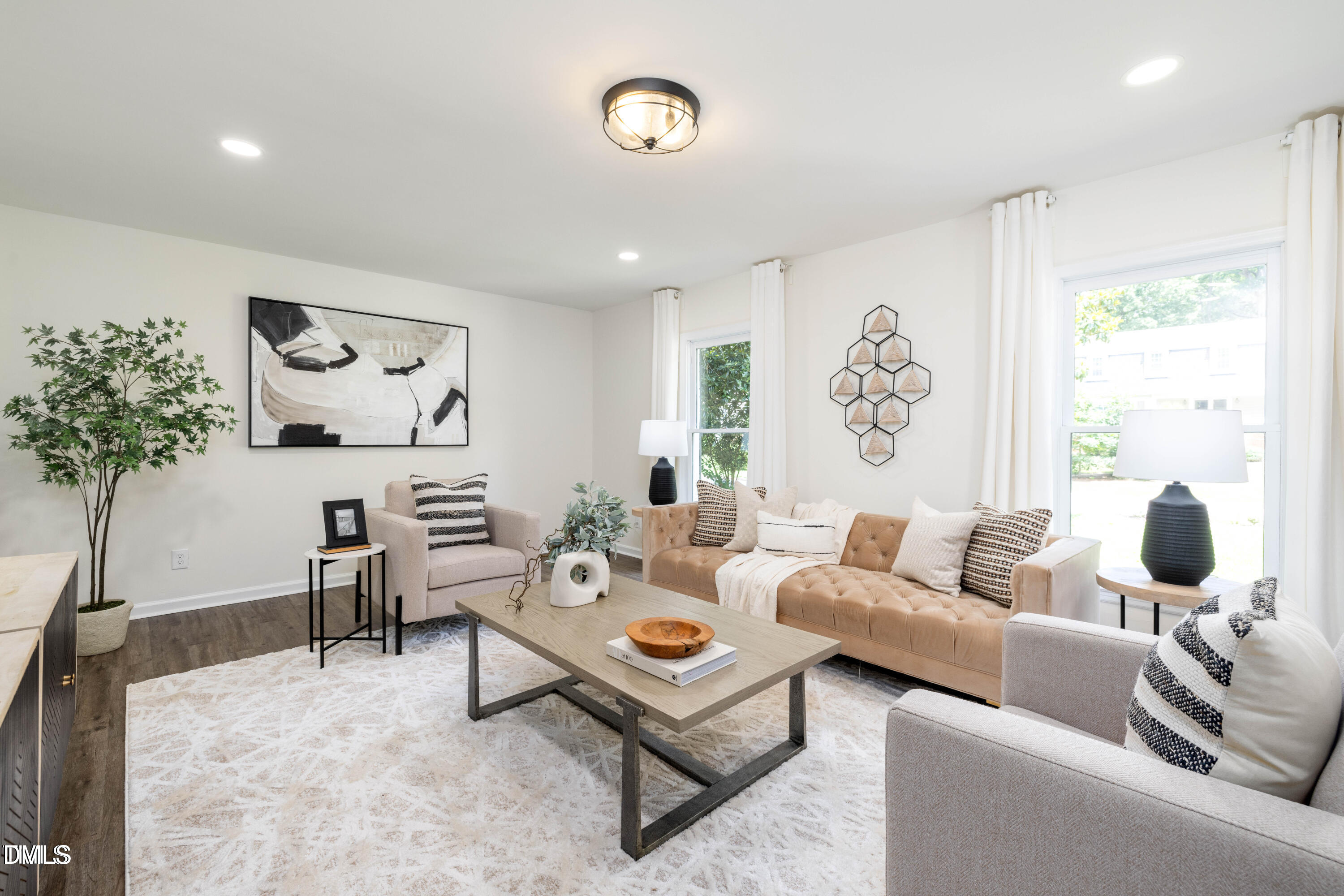 106 N N Trail Drive