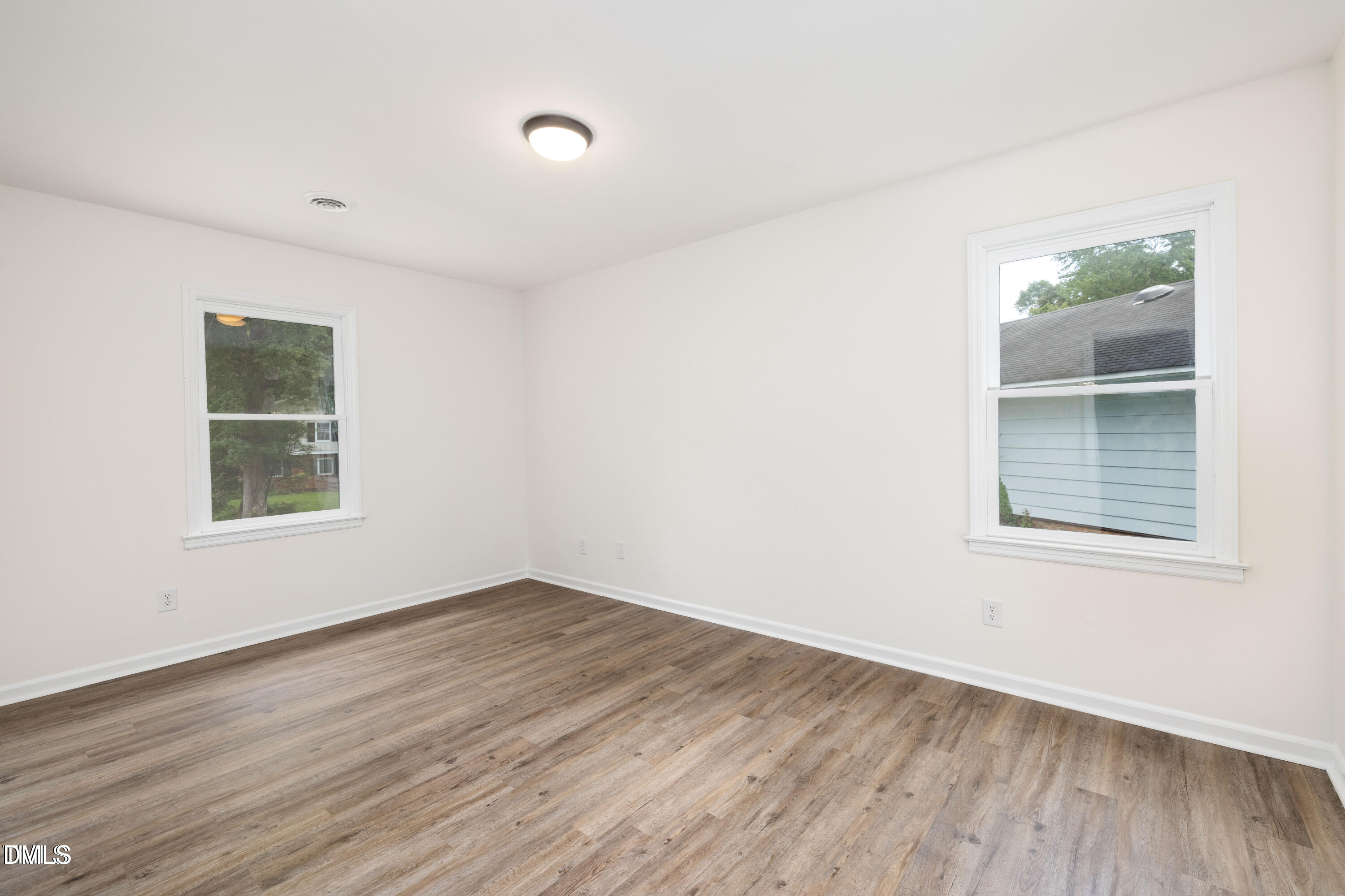 106 N N Trail Drive