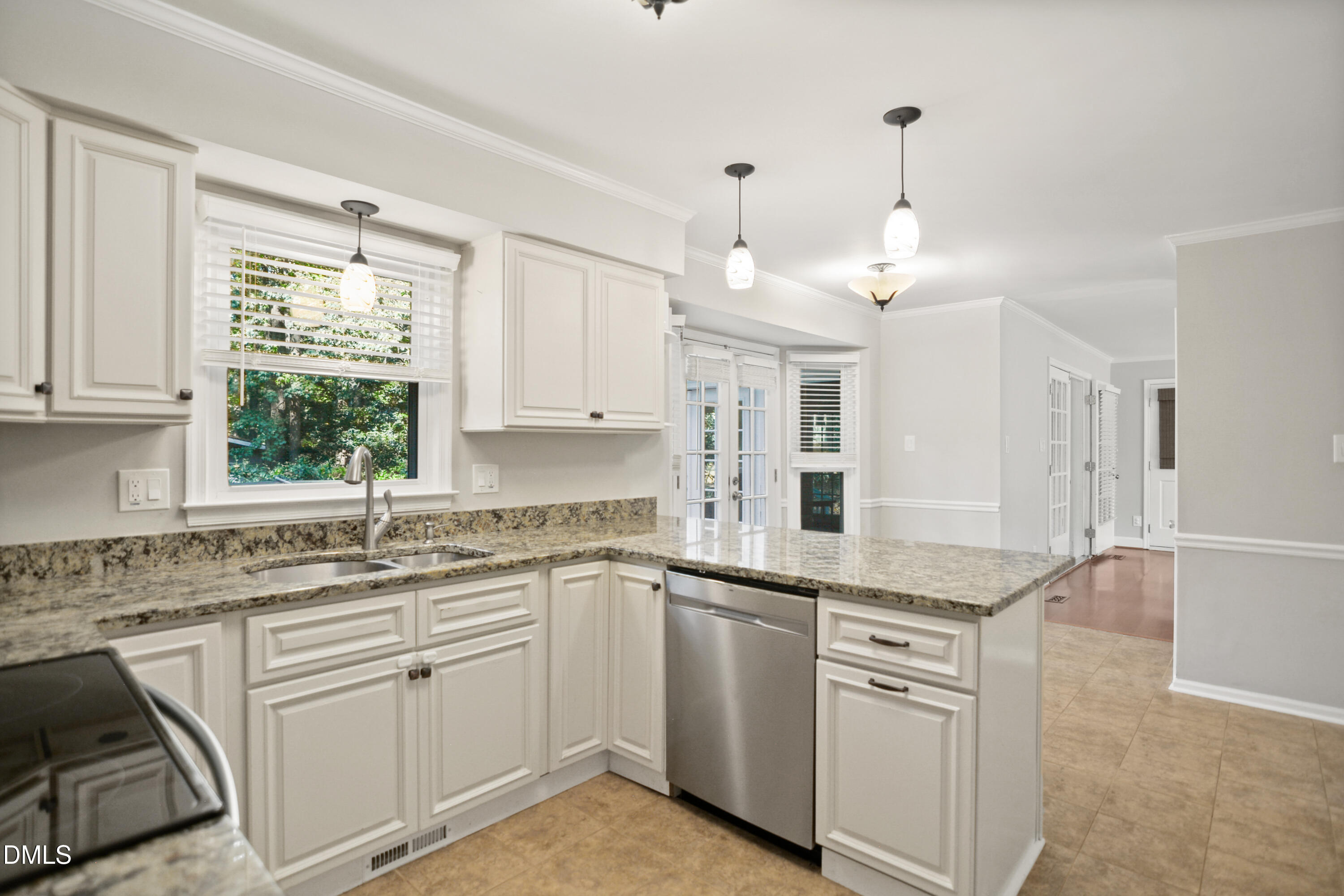 2704 Smokey Ridge Road