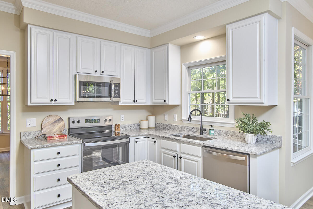 2800 Shofield Court, Raleigh