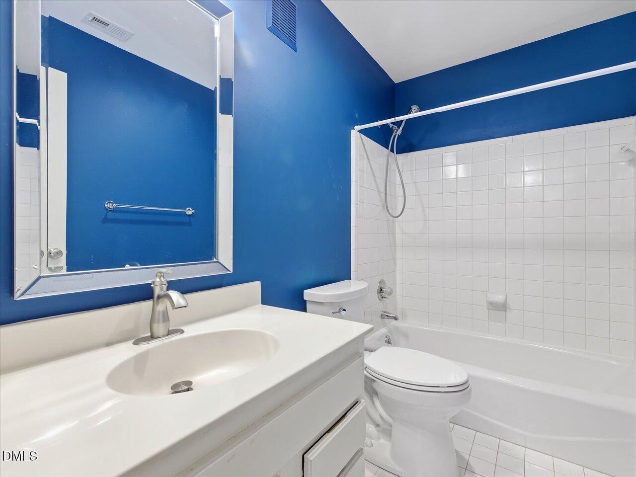741 Bishops Park Drive # 304